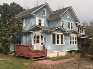 44 N Maple Ave, Tuckerton, NJ 08087