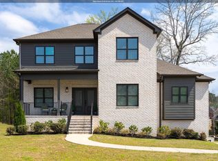 5687 Victoria Dr, Hueytown, AL 35023