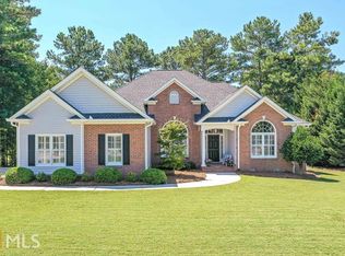 203 Turnberry Cir, Carrollton, GA 30116