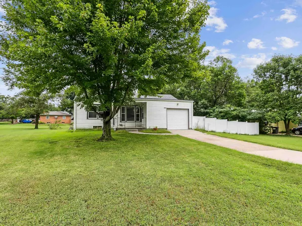 11800 E 1st St N, Wichita, KS 67206
