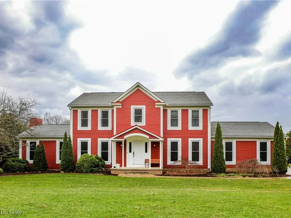 12565 Alpha Rd, Hiram, OH 44234