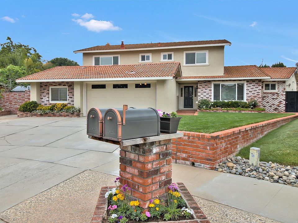 1st image of 4605 Royal Forest Ct