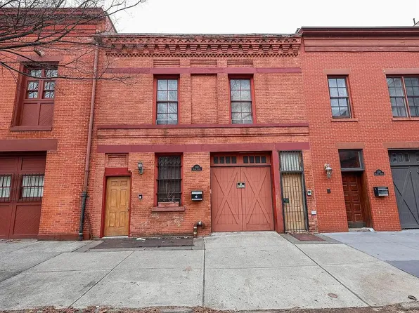 304 Waverly Avenue image 1 of 30