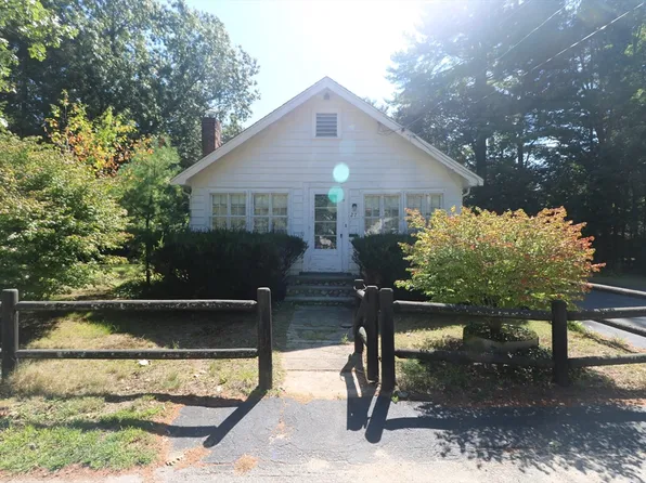 27 Henry St, Sharon, MA 02067