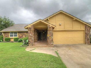 412 W 115th Ct S, Jenks, OK 74037