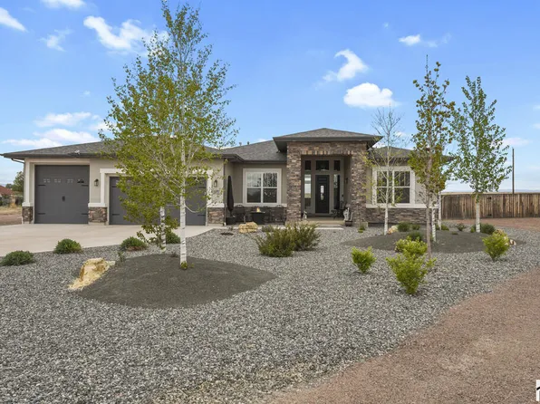 27 S Tequila Ct, Pueblo West, CO 81007