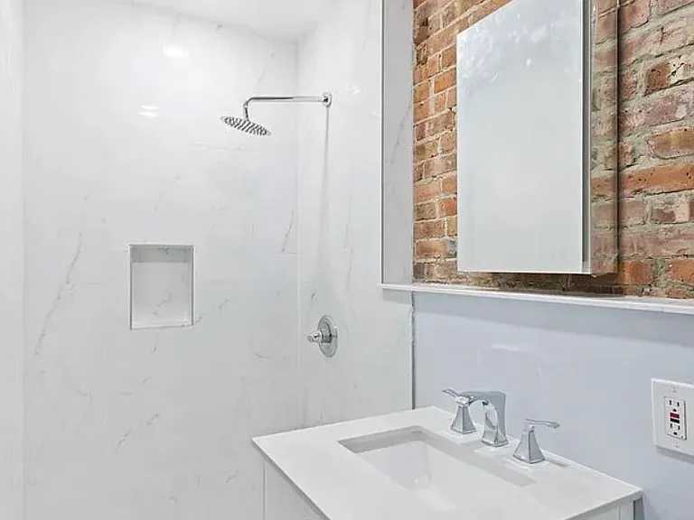 215 Shippen St #1 — Photo 7