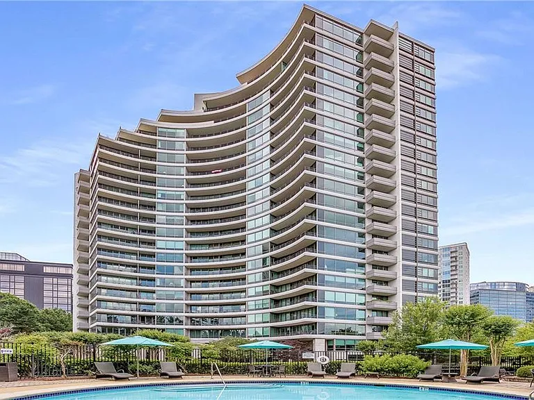 700 Park Regency Pl NE #1607 — Photo 38