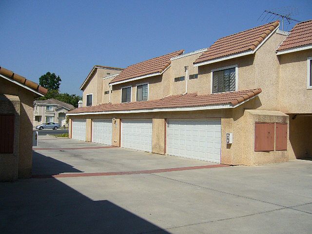 2nd image of 6128 Rosemead Blvd APT B