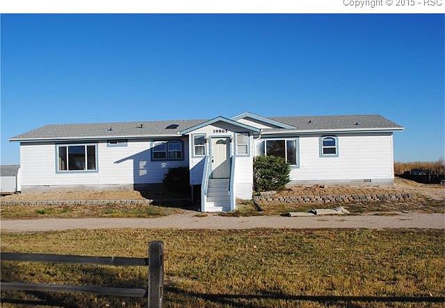 1st image of 19865 Oasis Ave