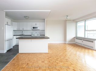 10 Shallmar Blvd UNIT 808, Toronto, ON M5N 1J4