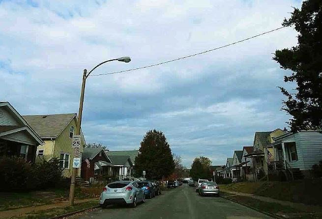 2nd image of 4563 Ray Ave