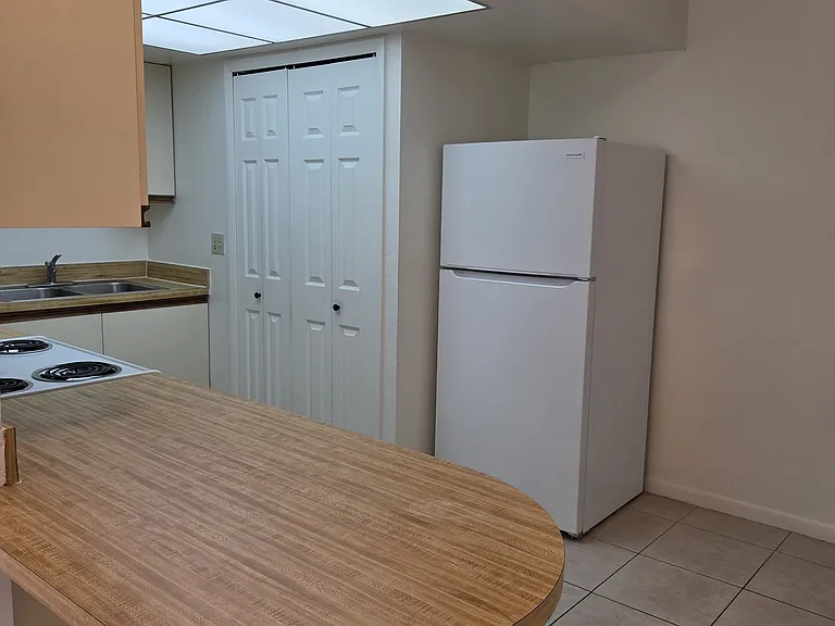 1210-1222 SE 8th St #1222-2 — Photo 5