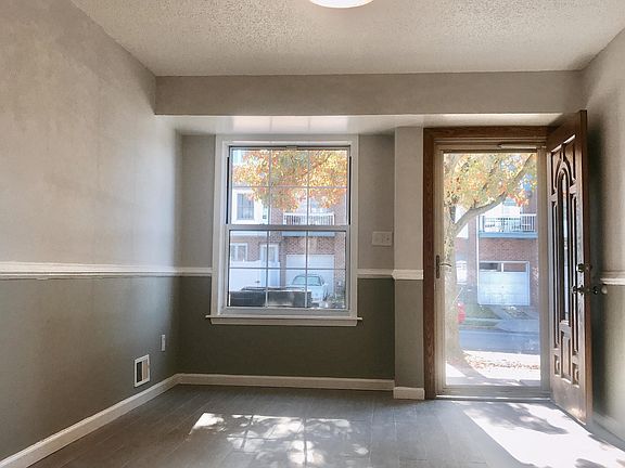 3rd image of 189 Monahan Ave