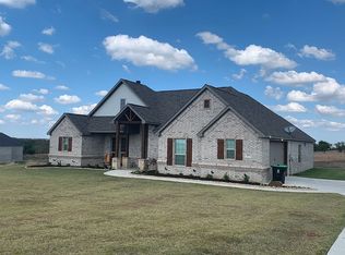 7073 Veal Station Rd, Weatherford, TX 76085