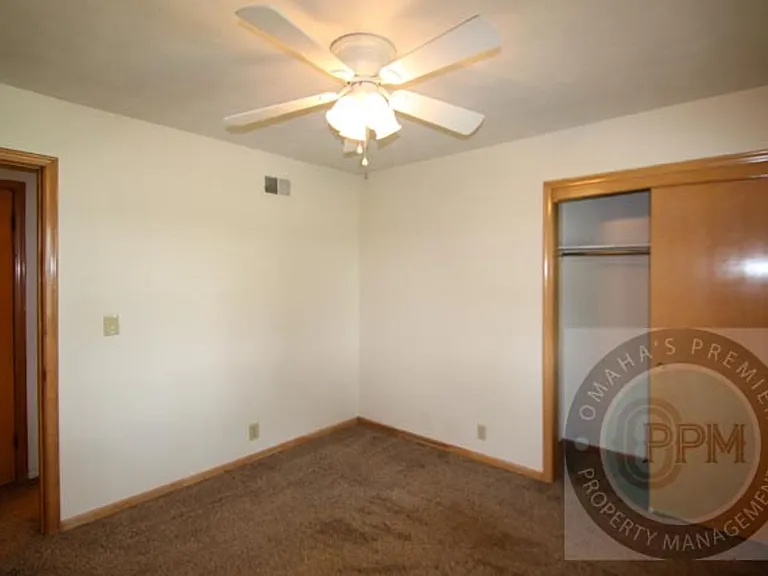 3758 S 82nd St — Photo 18