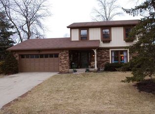 8330 Quail Ct, Indianapolis, IN 46256