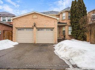 5580 Millbrook Ln, Mississauga, ON L5M 3X9
