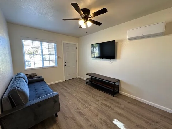 211 S Spring St, Blythe, CA 92225