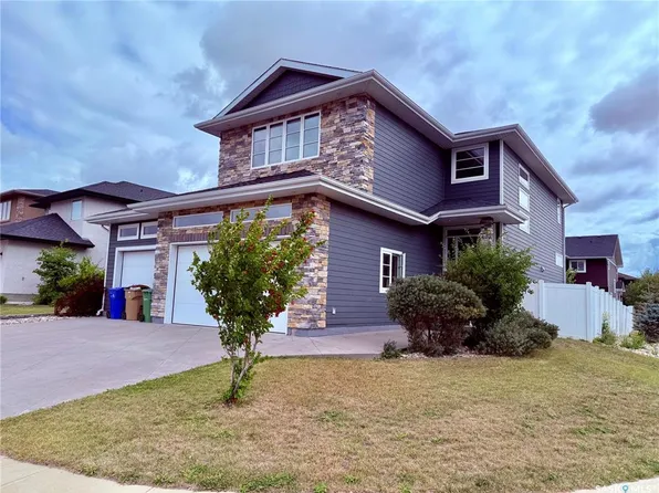 3633 GREEN WATER DRIVE, Regina, SK S4V 1R3