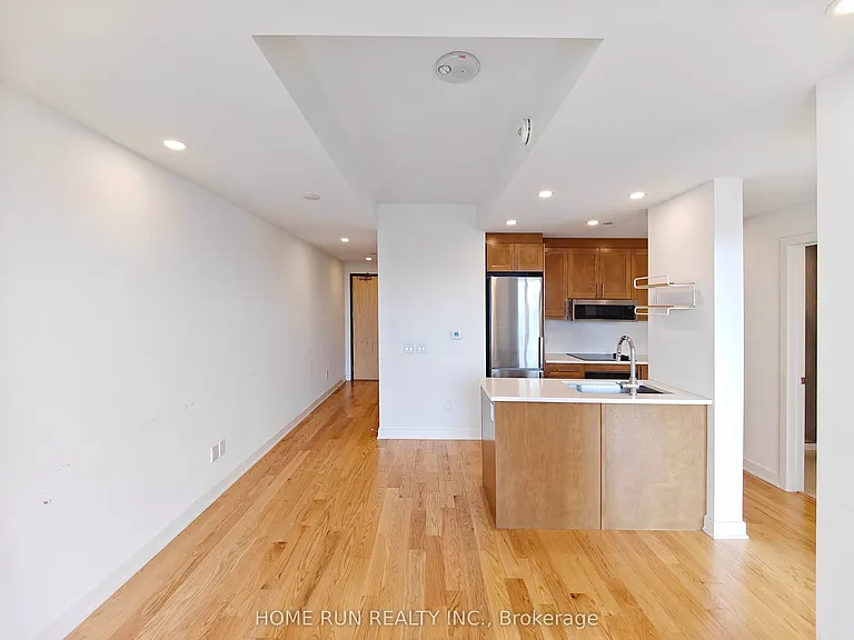 340 Queen St #2502 — Photo 7