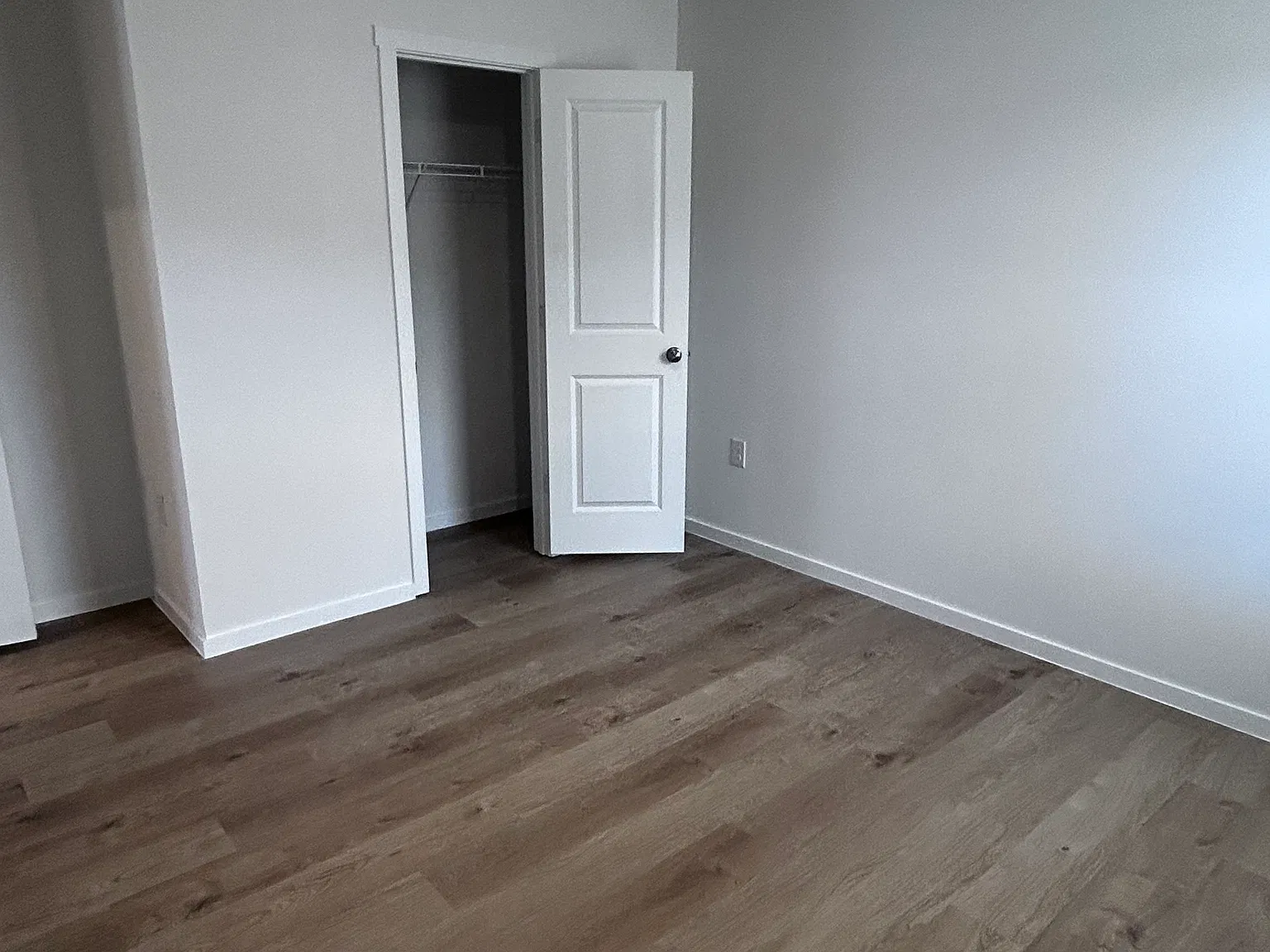 3 bed, 2.0 bath, 1569 sqft, $1,705 — Photo 4