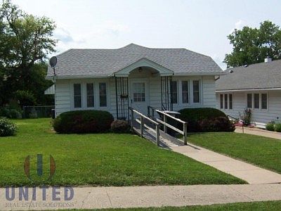 1st image of 3259 Nebraska St