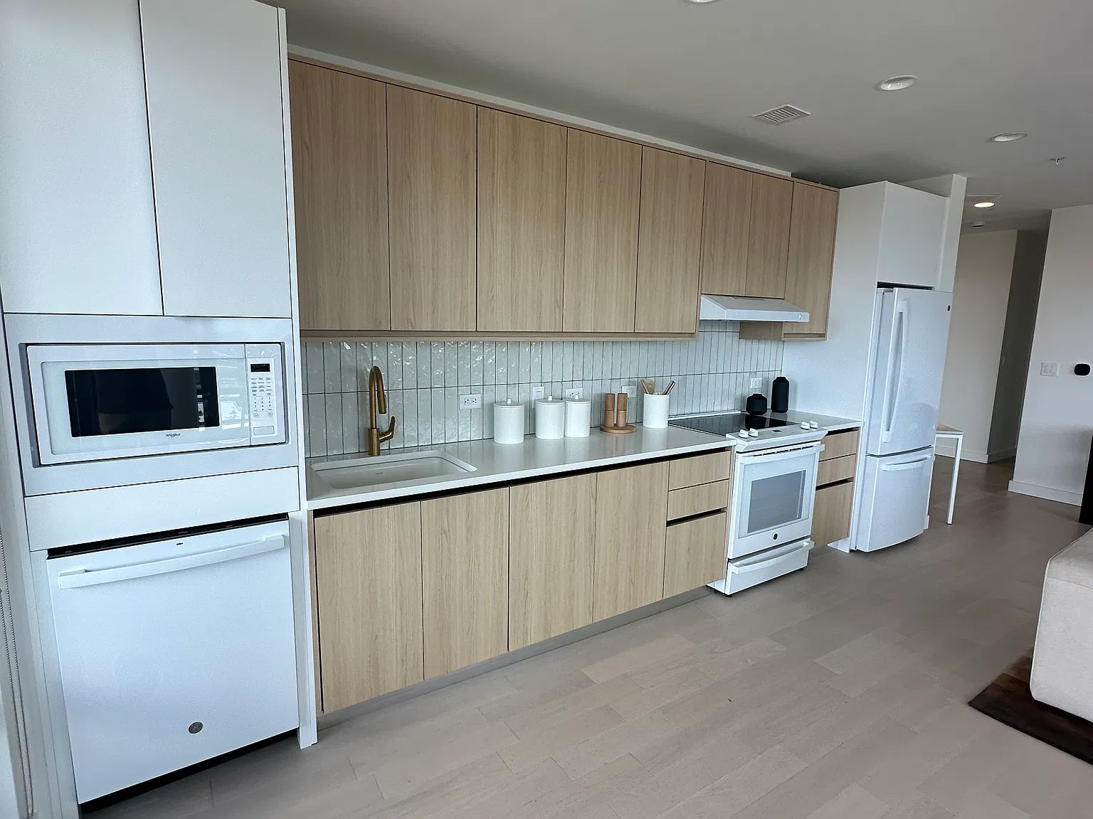 700 Washington Blvd — Photo 4