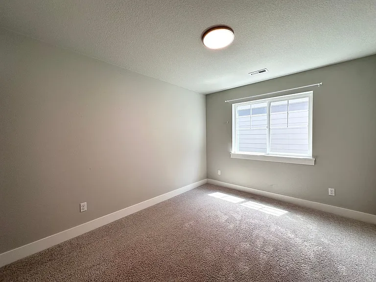 11732 SE Golden Eagle Ln — Photo 19