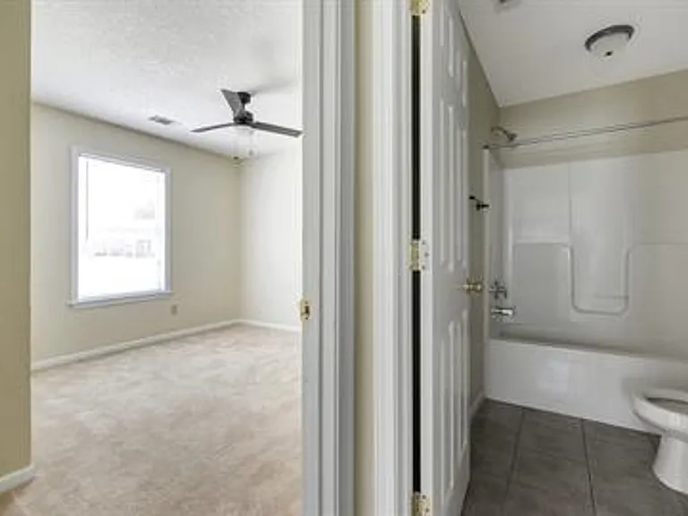 38 Webb Ct NE — Photo 6