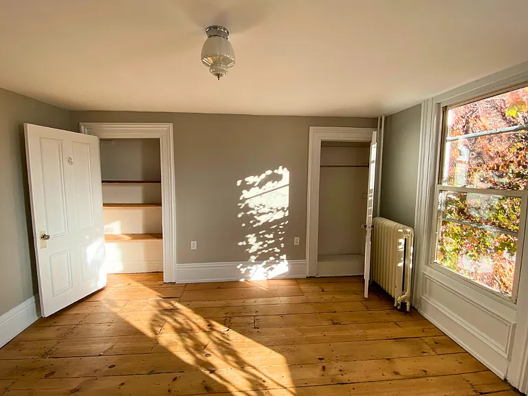 38 State St — Photo 13