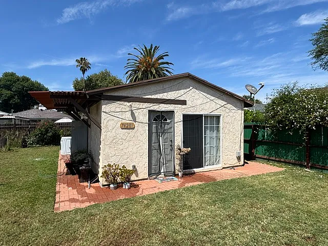 Front of unit