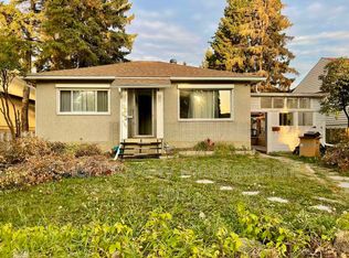 9605 157th St NW, Edmonton, AB T5P 2T1