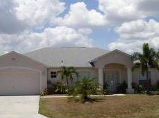1682 SW Brisbane St, Port Saint Lucie, FL 34984