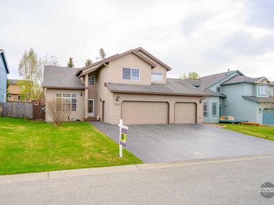 2522 Wintercrest Cir, Anchorage, AK, 99516