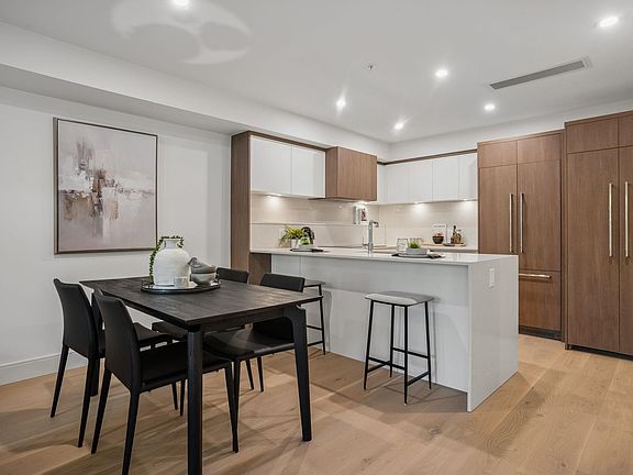 4th image of 378 W 45th Ave #101