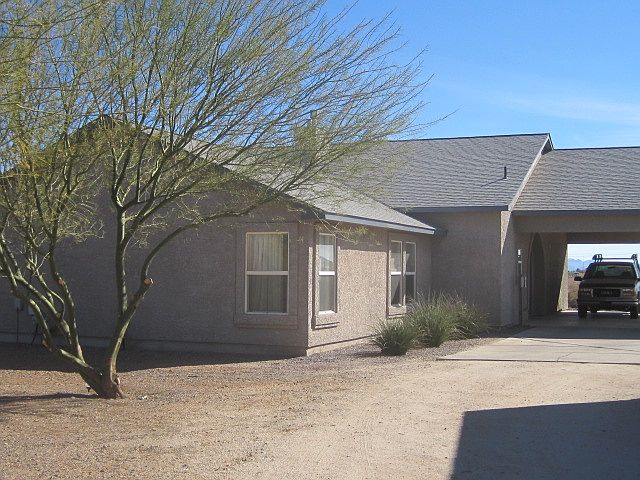 Driveway off Robinson Ranch 