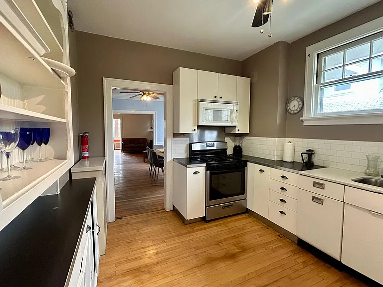 3208 Observatory Ave #2 — Photo 10