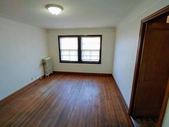 4th image of 1617 Sherburne Ave APT 2