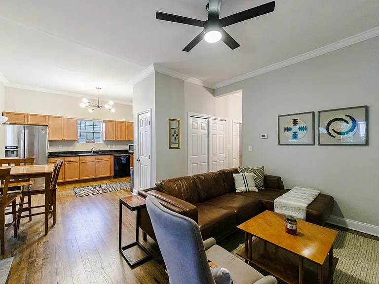 358 Clifford Ave — Photo 8