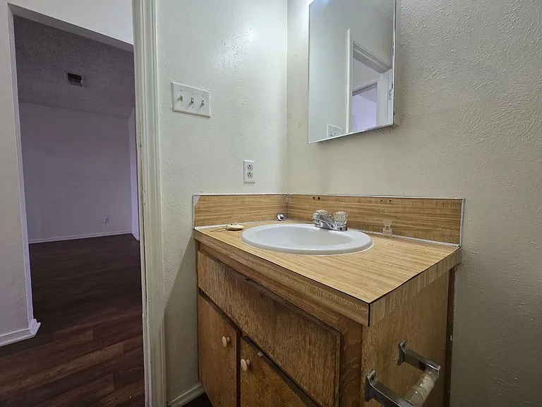 1309 Quail Cir #D — Photo 11