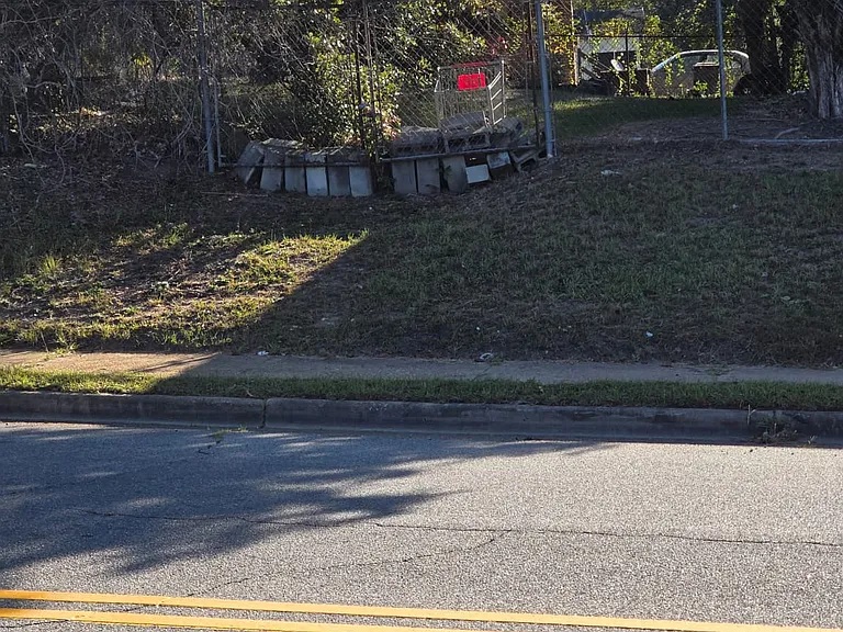 315 S Seale Rd — Photo 16