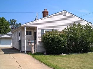 3406 Center Dr, Parma, OH
