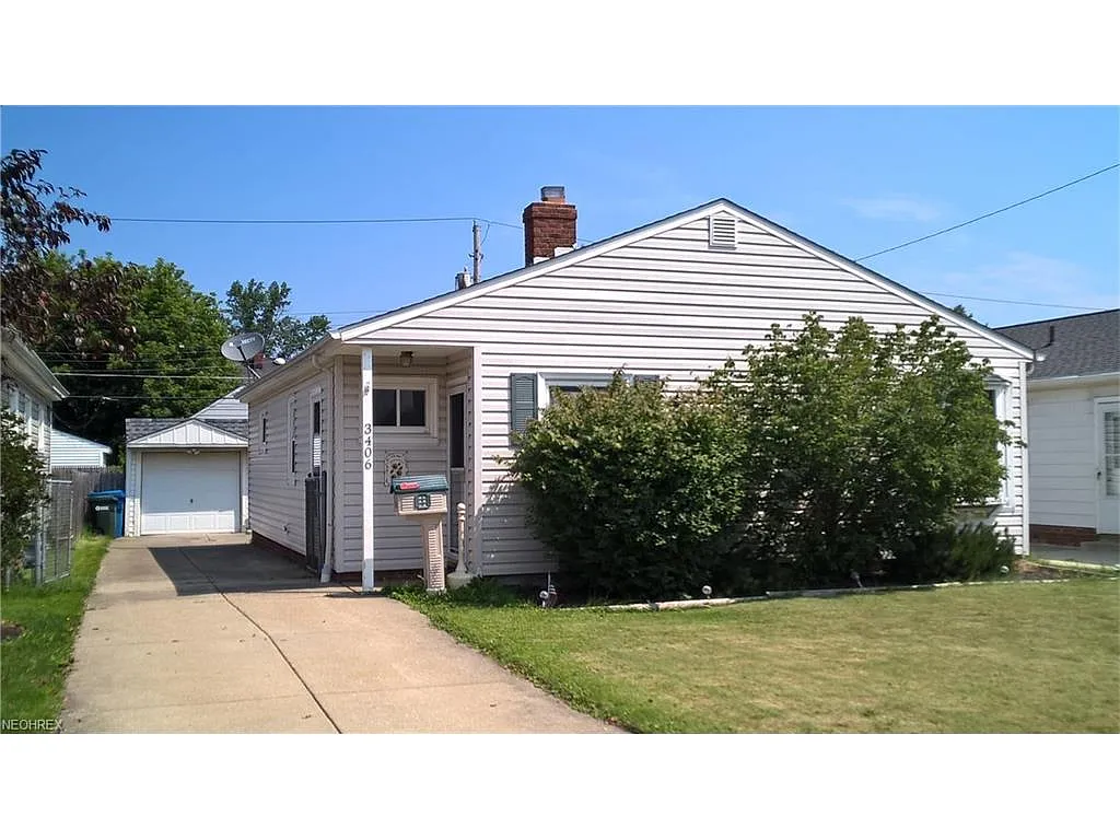 3406 Center Dr photo 1