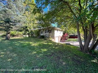 635 S Main St, Leslie, MI 49251