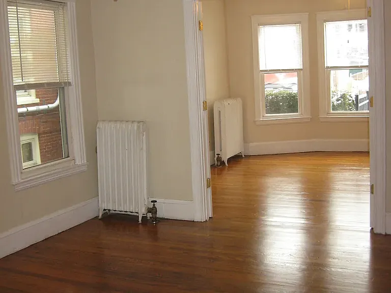 71 Sherman St #3 — Photo 2