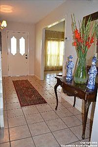 3rd image of 3042 Oneida Dr