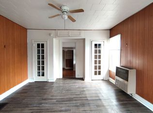 114 Clark St #2, Sandwich, IL 60548