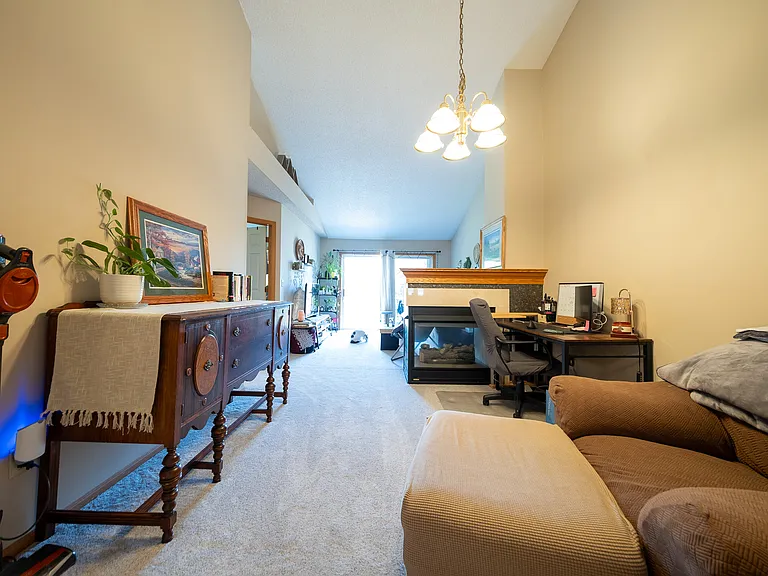 8772 Coburn Ct — Photo 3