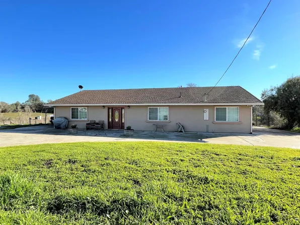 10653 Quartz Dr, Valley Springs, CA 95252